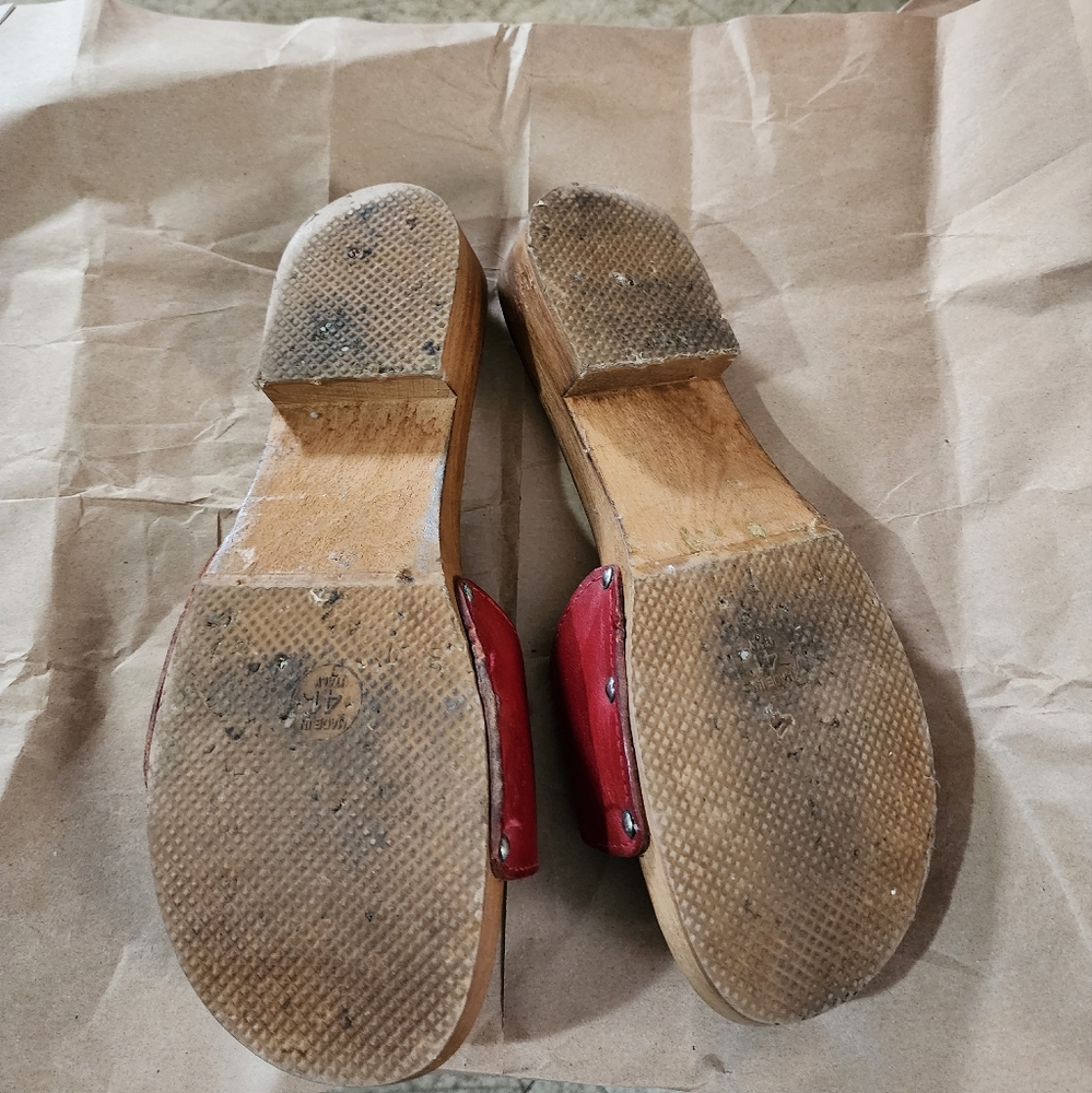 Clogs - Picture 4 of 4